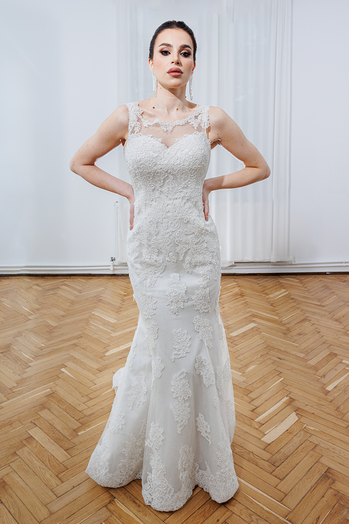 Rochie de mireasă tip sirenă din dantelă fina realizată la comanda de Lulytas Dresses