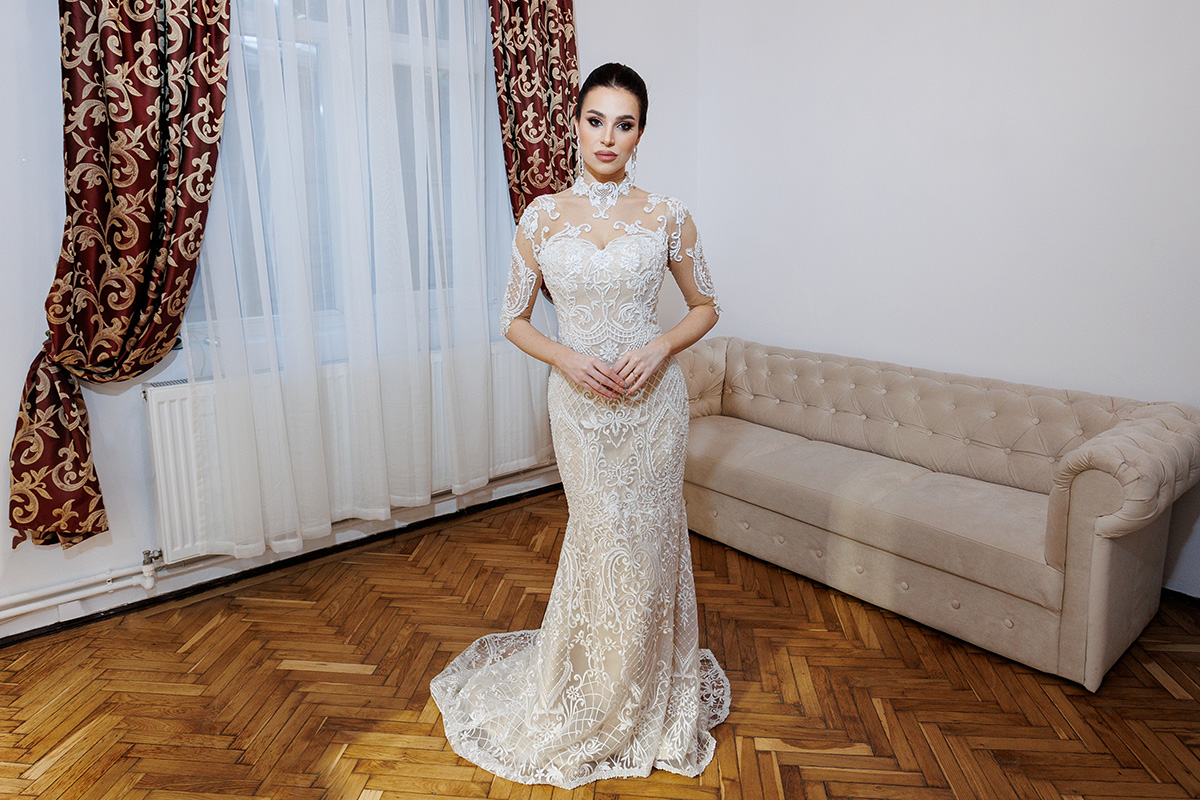 Rochie de mireasă 2 &icirc;n 1, sirenă care se transformă &icirc;n prințesă cu ajutorul trenei detașabile realizată la comandă de Lulytas Dresses